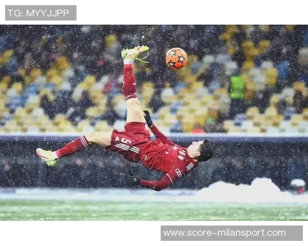 实况足球中锋攻略:如何选择与培养目标中锋提升球队实力 实况足球中锋攻略:如何选择与培养目标中锋提升球队实力